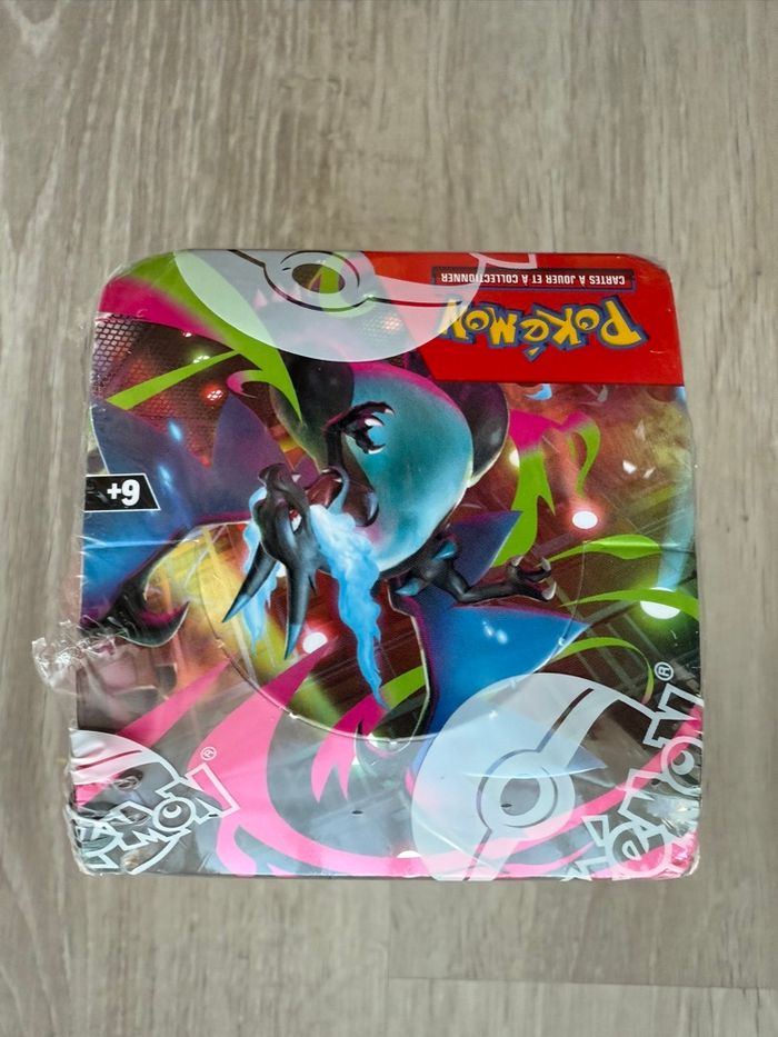 Demie display Pokémon Flammes Fantasmagoriques Me2 Défaut scellage. - photo numéro 7