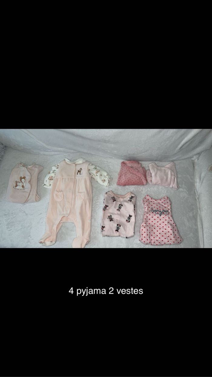 Vêtements bébé 0-1-3 mois - photo numéro 3