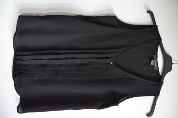 Haut sans manches Primark noir col V plissé taille 32