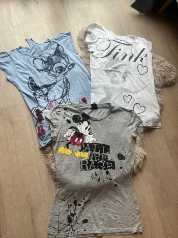 Lot de 3 tee shirt Disney 38
