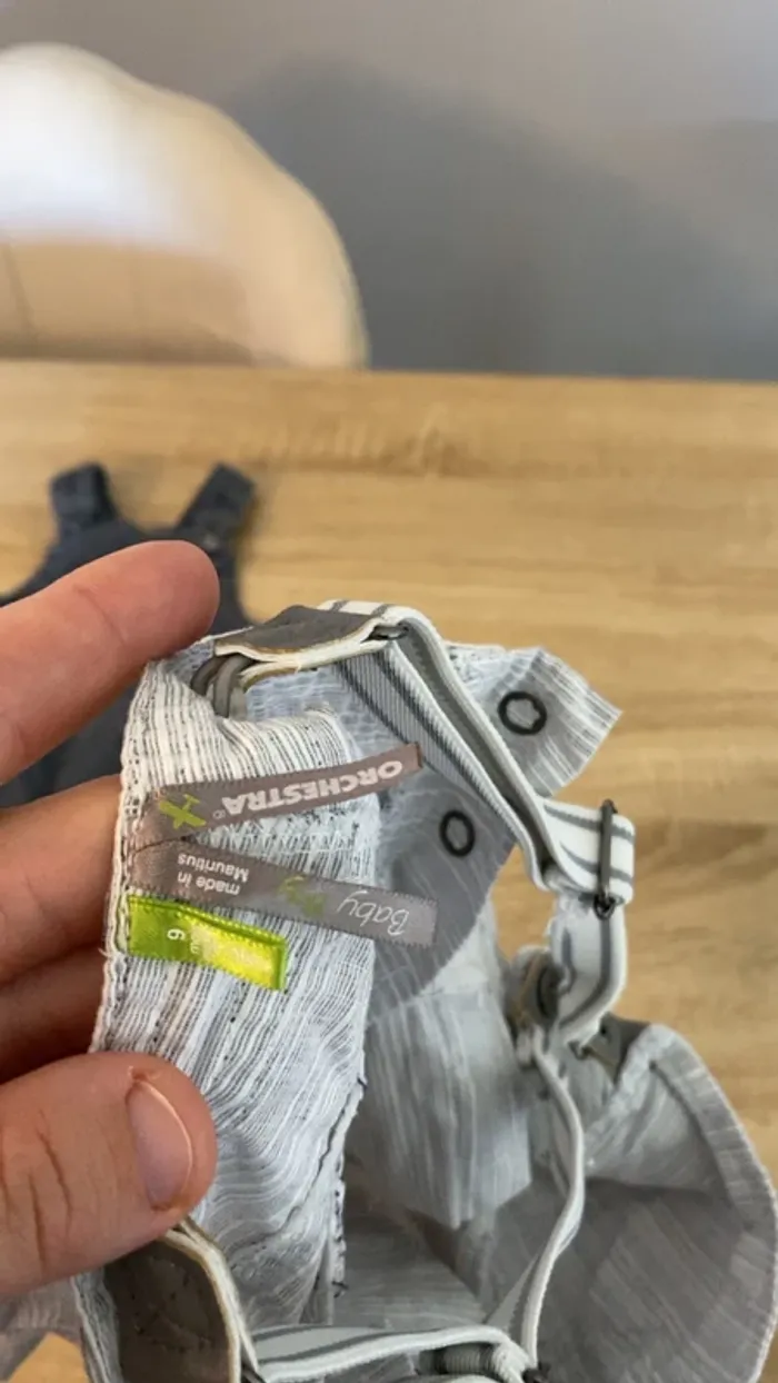 Lot de 2 salopettes taille 6 et 9 mois - photo numéro 4