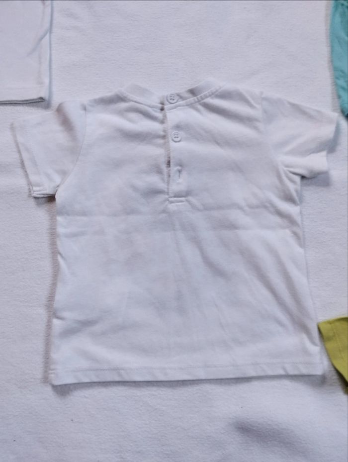Lot t-shirts manches courtes garçon 12 mois - photo numéro 4