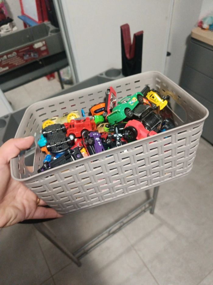 Tres gros lot de petite voiture majorette nerf ect - photo numéro 5