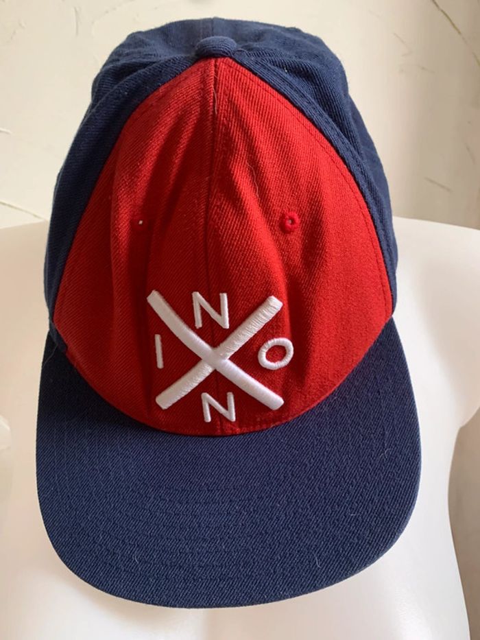Casquette X SnapBack marque Nixon - photo numéro 3