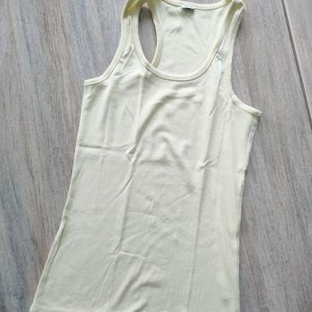 Débardeur jaune pâle