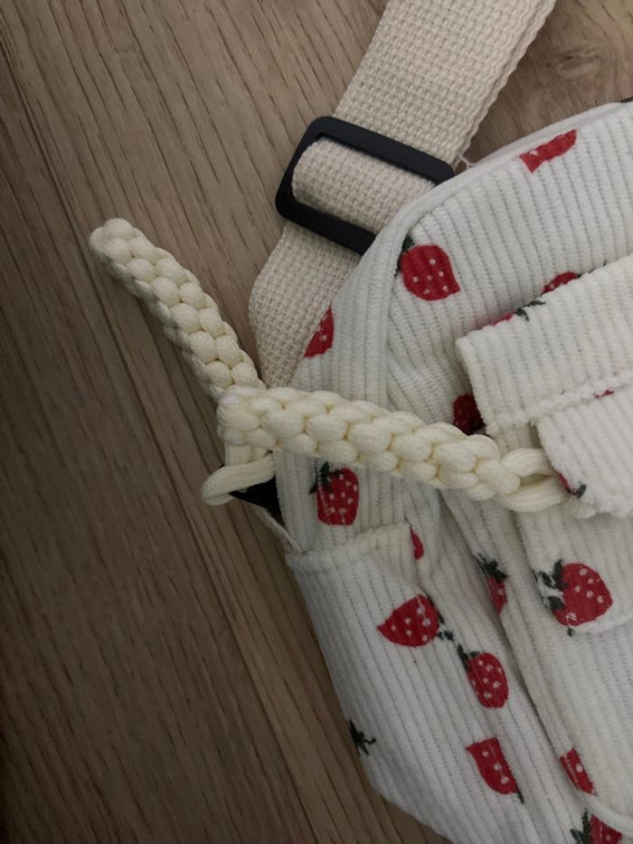 Sac velours fraise - photo numéro 5