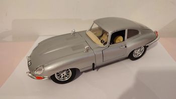 Pièce détachée miniature Jaguar type E 1961 Burago BBurago 1/18 1/18e 1/18ème