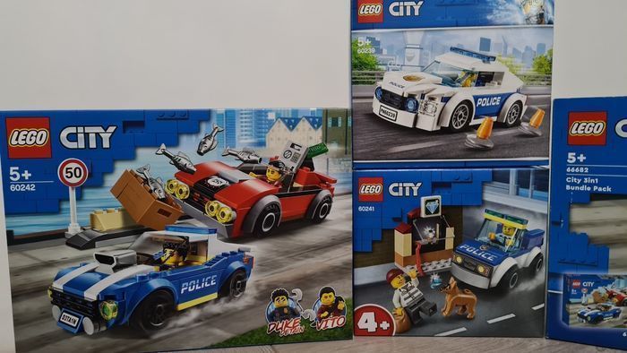 LEGO CITY Pack 3en1 60239 + 60241 + 60242. - photo numéro 2