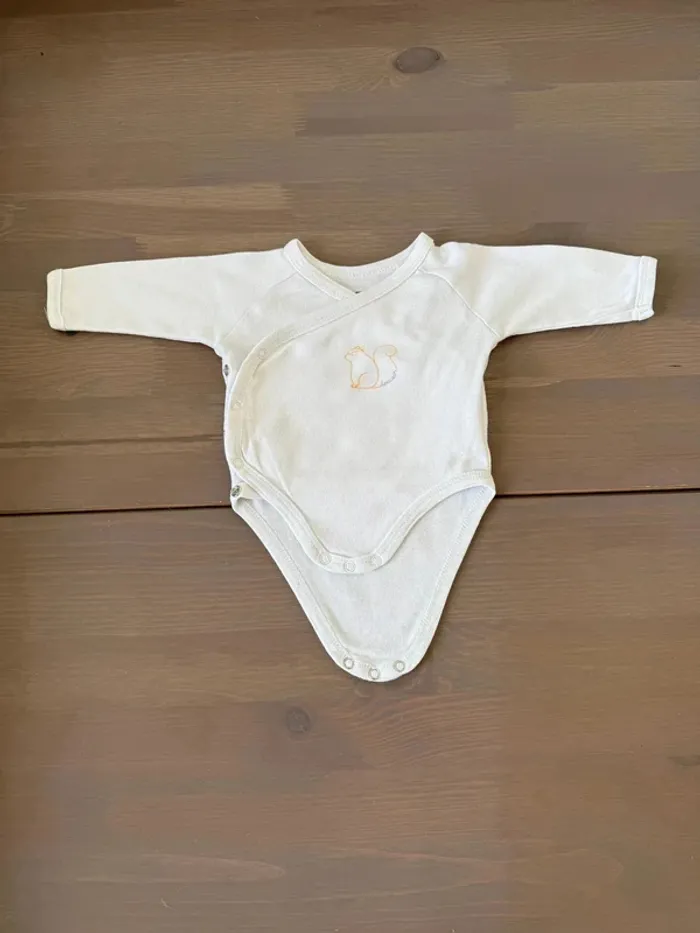 Body manches longues Vertbaudet taille 1 mois unisexe - Blanc avec motif écureuil - État parfait