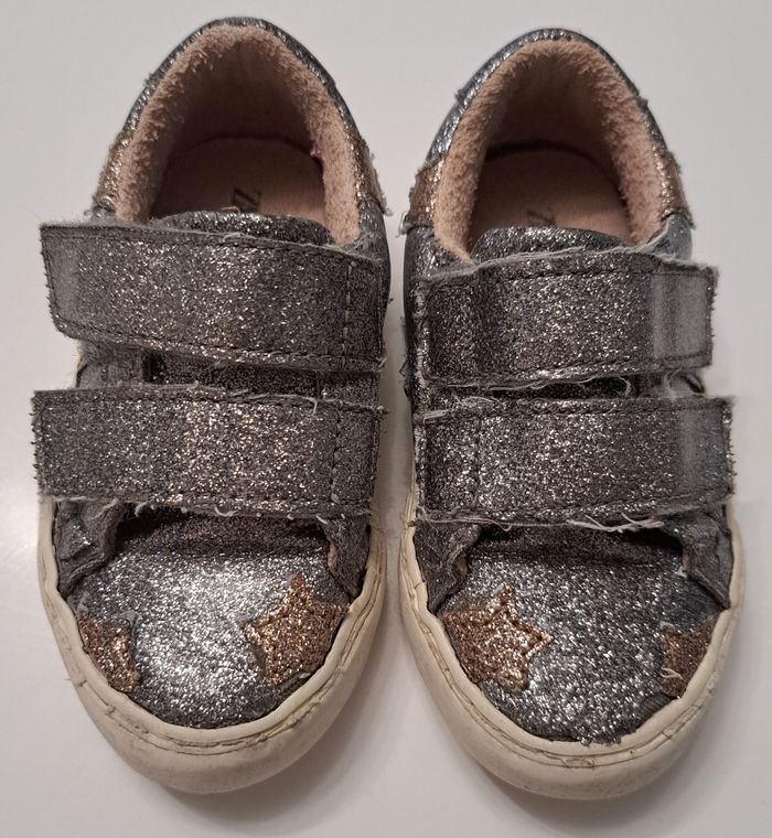 Chaussures pailletées à scratchs fille p.22 ABE - photo numéro 9