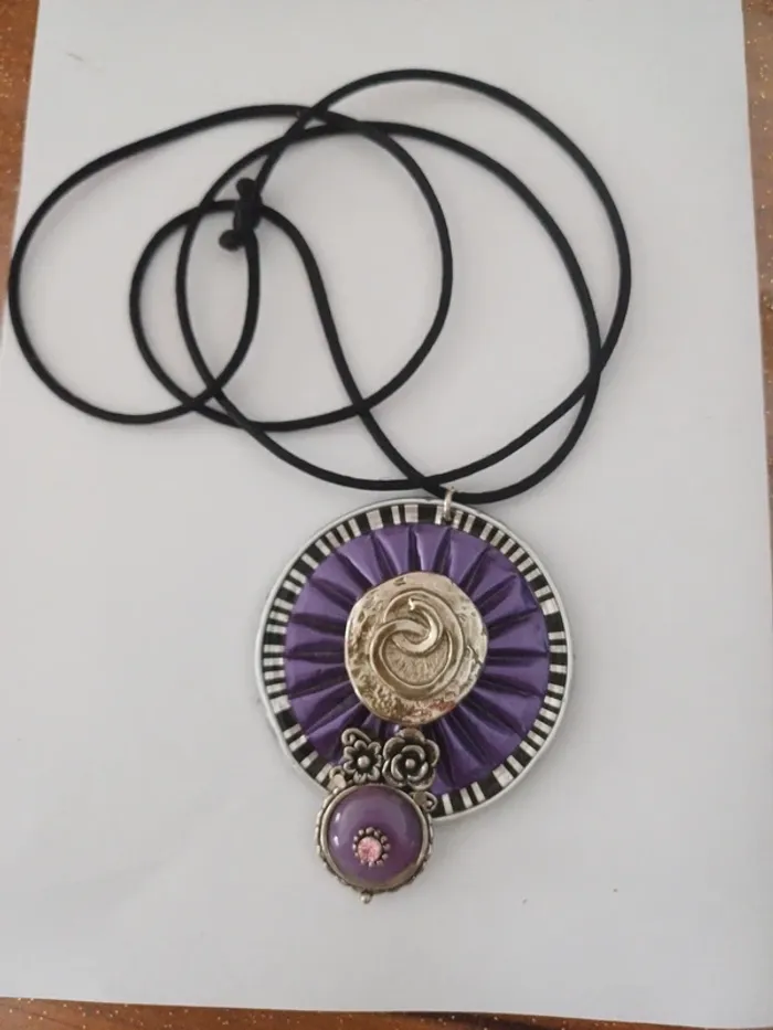 Bijoux unique fait par petit artisan de Bretagne