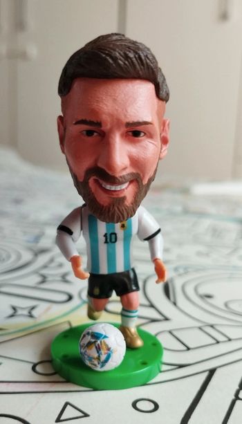 Petite figurine football miniature neuve Lionel Messi argentine