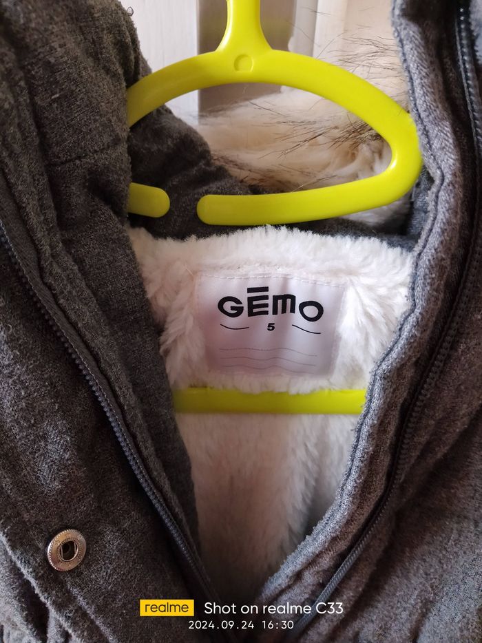 Blouson neuf enfants - photo numéro 2