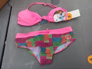 Maillot de bain longboard taille 14 ans