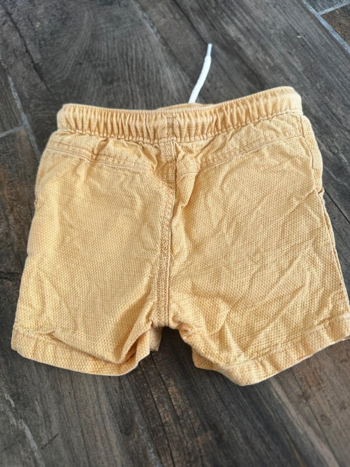 Short Jaune bébé - photo numéro 3