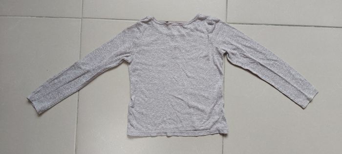 Tshirt manche longue étoiles 8 ans - photo numéro 4