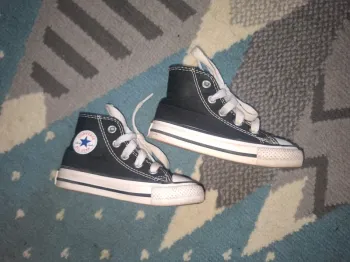 Converse montante noir taille 21
