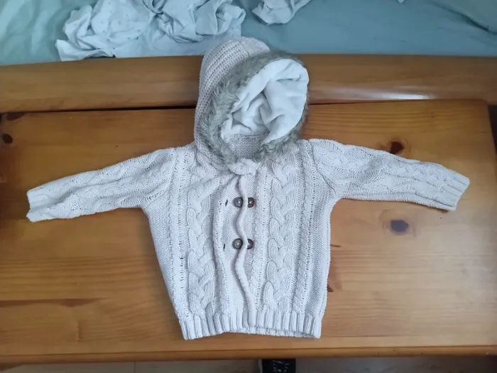 Gilet à capuche fourrée kidkanai 18 mois - photo numéro 2