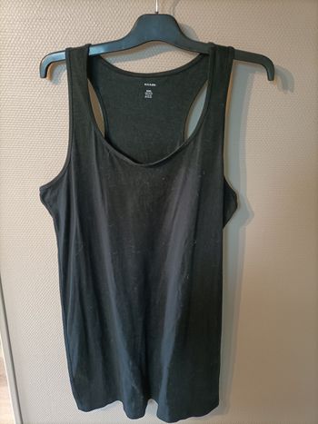 Robe uni noir simple