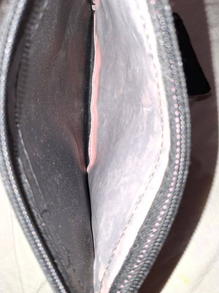 Trousse ELLE Neuf - photo numéro 5