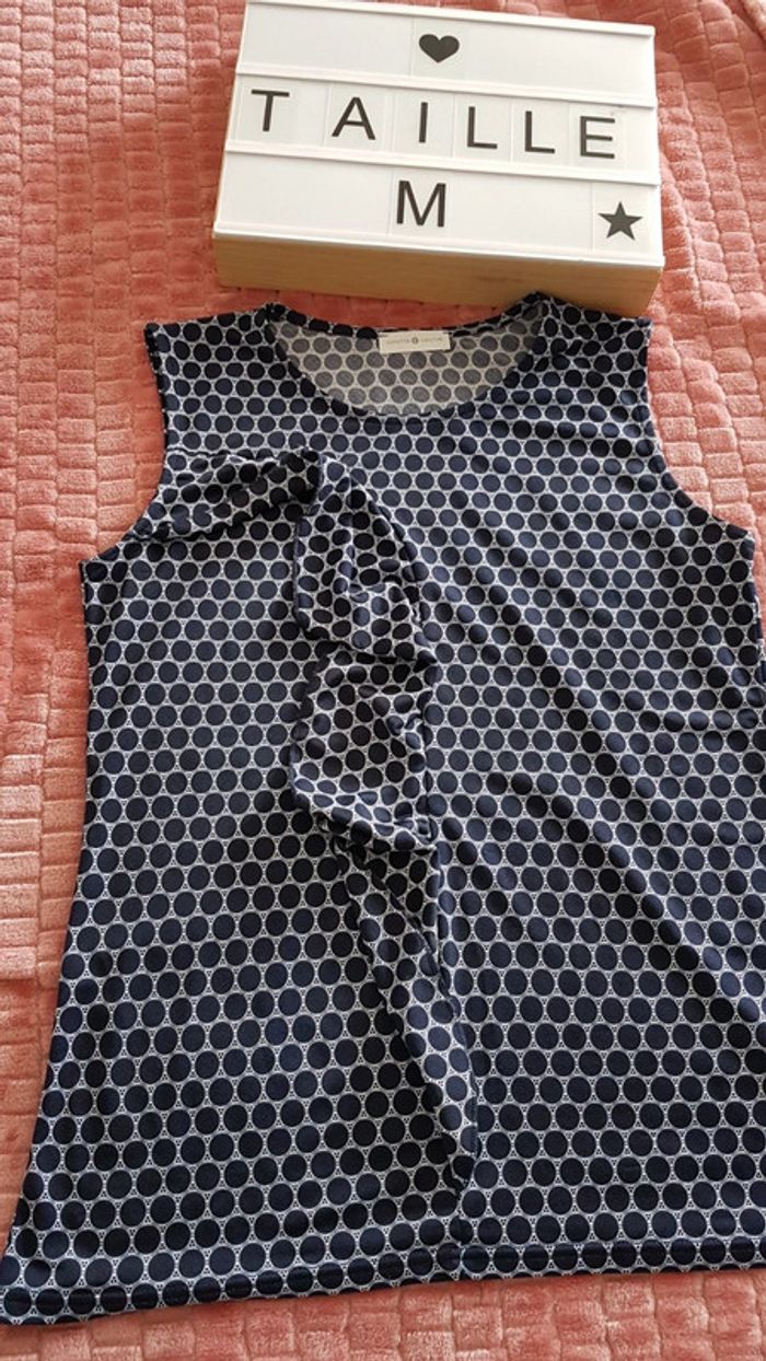 Tee shirt motif bleu taille M