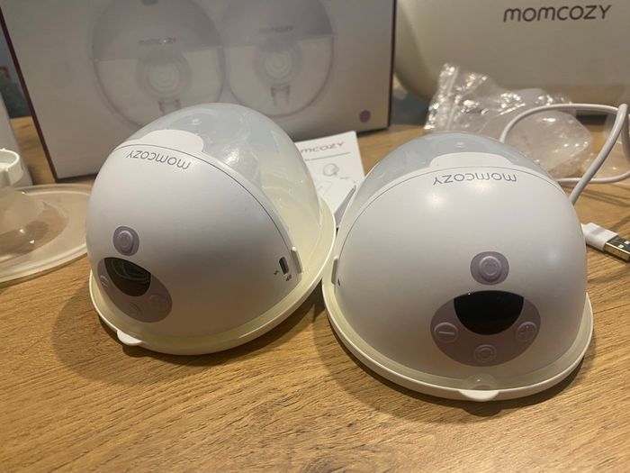 Tire lait momcozy M5 lot complet