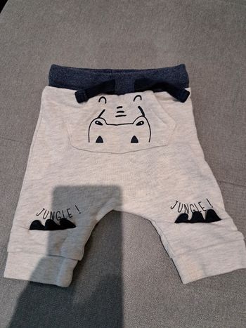 Pantalon kiabi 3 mois