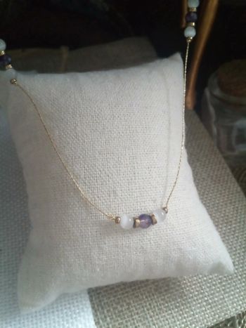 Collier fin en pierres naturelles