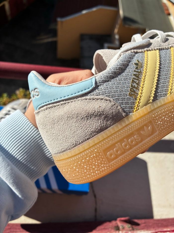 Adidas Originals Spezial Grey One/ Almond Yellow - Taille 38 - Neuves - photo numéro 7