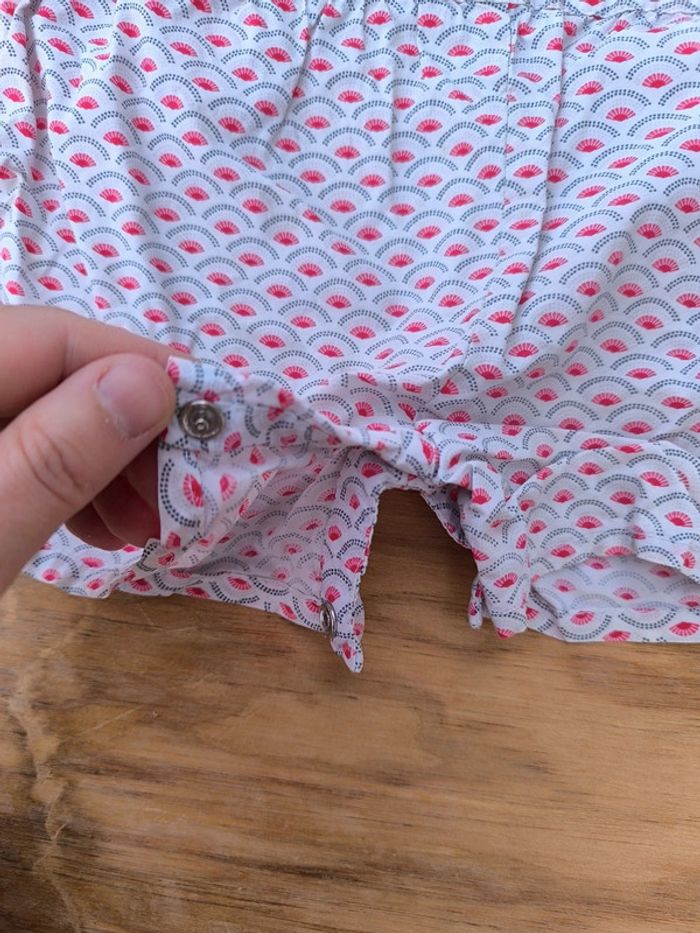 Combishort Obaibi taille 3 ans en très bon état - photo numéro 4