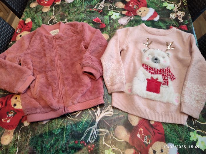 Gilet C& a et pull Primark lumineux fille 7 ans