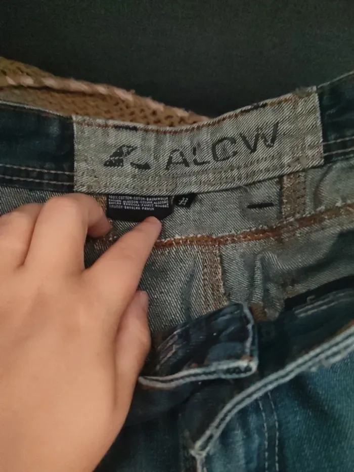 Jeans bleu "taille 32/34"= taille 42 - photo numéro 4