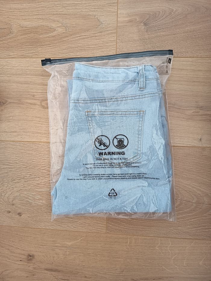 Jean droit bleu clair fille, SHEIN, taille 11-12 ans, NEUF - photo numéro 7