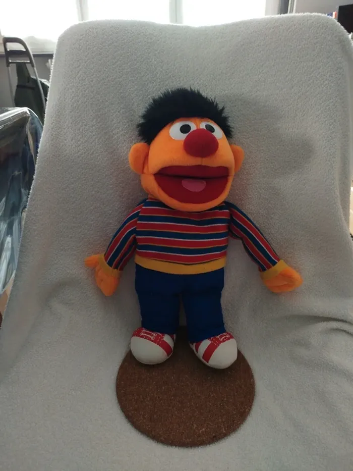 Peluche Ernest Sesame Street