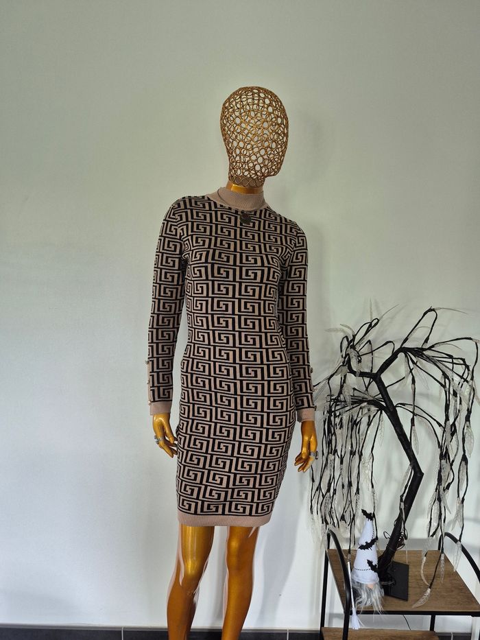 Robe pull femme Camel et Noire Taille Unique