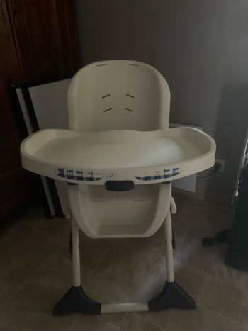 Chaise haute 