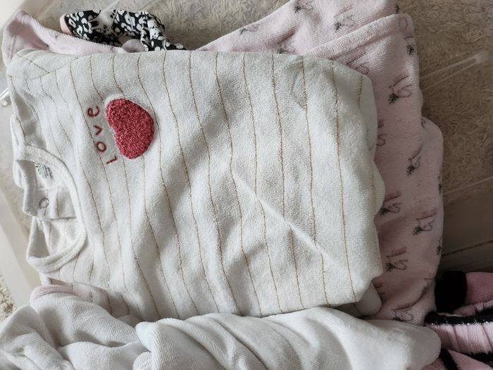 Lot Pyjamas - photo numéro 2