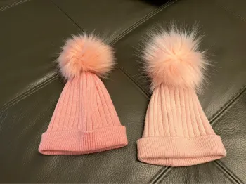 2 bonnets 6-12 mois