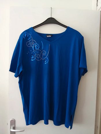 T-shirt femme ⭐ très bon état ⭐ taille 54 ⭐ mcollection