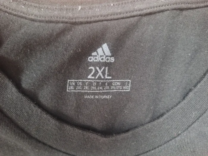 T-shirt Adidas Bayern Munich Champion 2023 – Noir/Or – Taille 2XL (559) - photo numéro 10