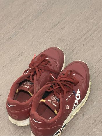 Reebok rouge