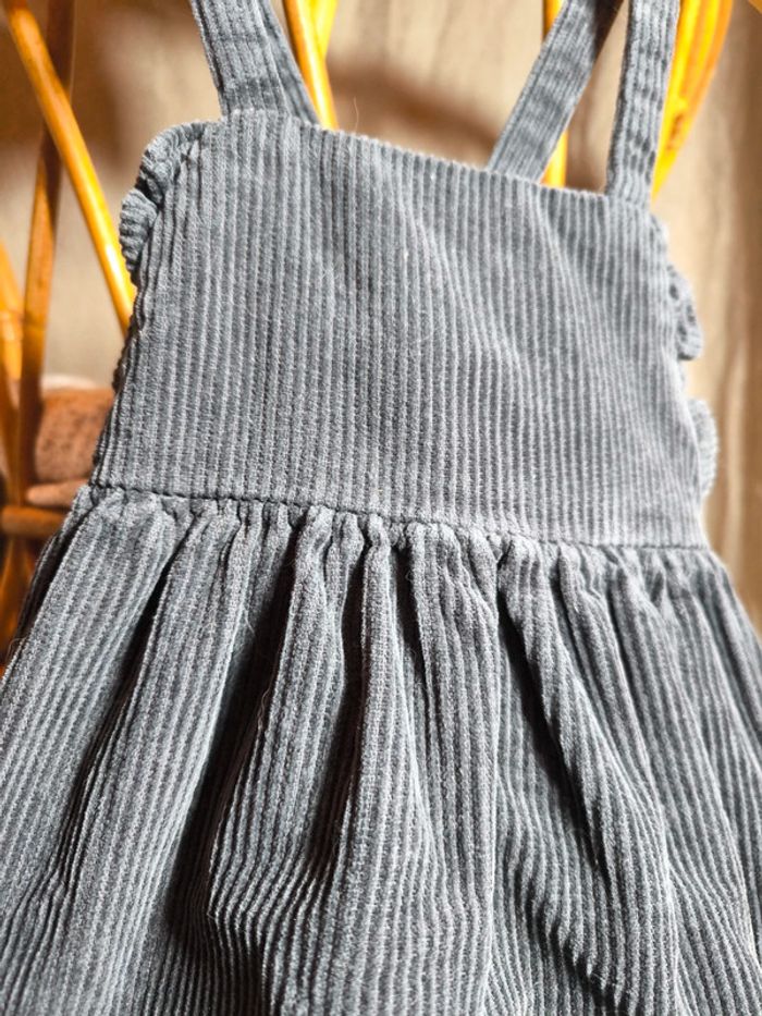 Robe grise - photo numéro 2