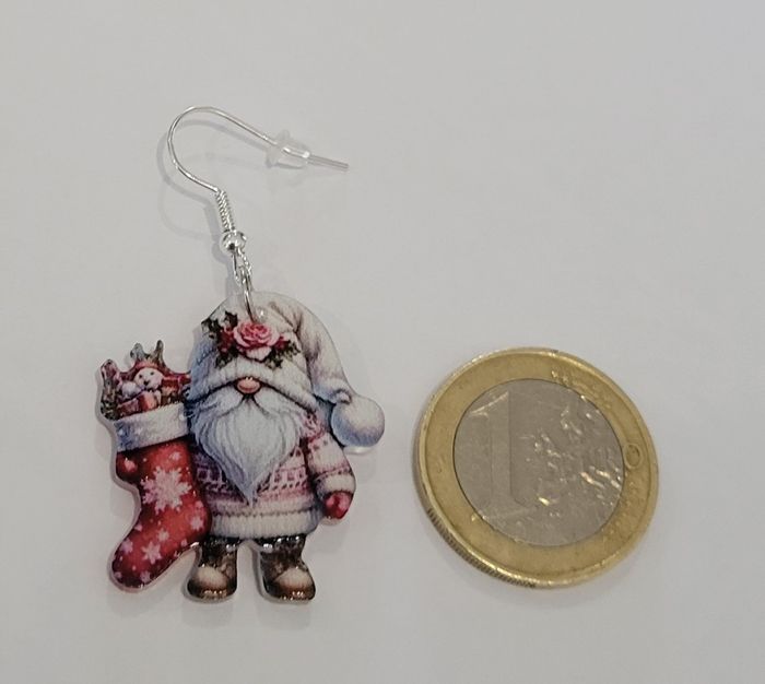 BOUCLES D'OREILLES GNOME NOEL ! NEUVE ! MODELE 3 - photo numéro 3