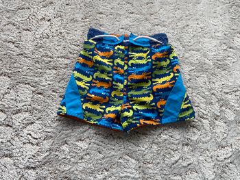 Joli short de bain 🐊 12/18 mois