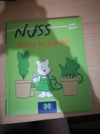 Livre Nuss dans le jardin