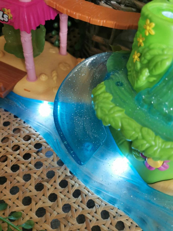 🌺Hatchimals tropical Party colleggtibles île lumineuse - photo numéro 10