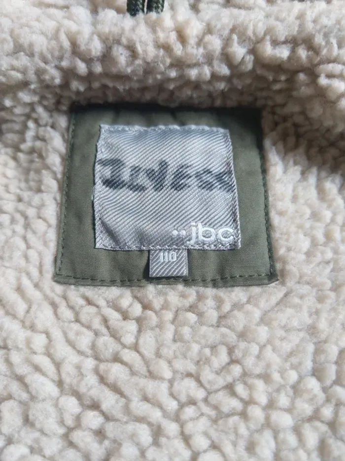 Manteau / parka chaude ..jbc taille 104 / 4 ans - photo numéro 10