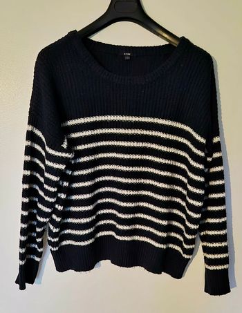 Pull marinière bleu marine et blanc Kiabi - Taille L