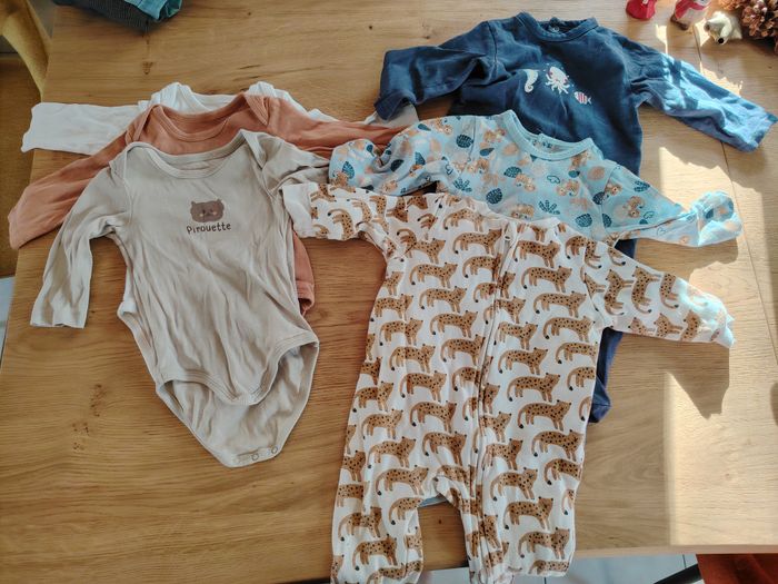 Lot vêtements bébé garçon – Taille 9 mois-été - photo numéro 2