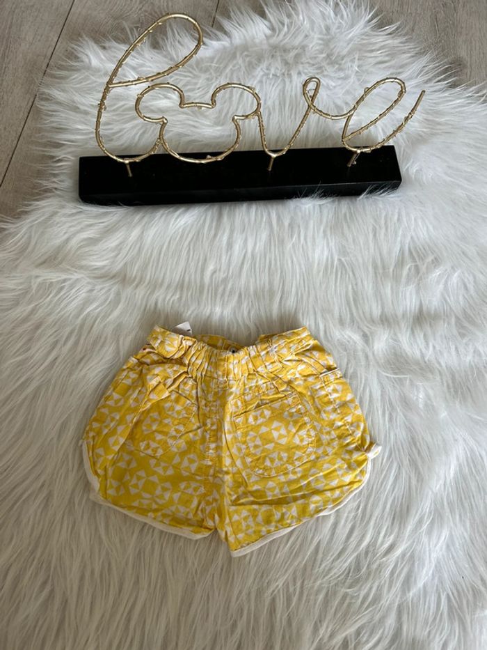 Très beau short jaune 🥰 taille 12 mois kimbaloo - photo numéro 3